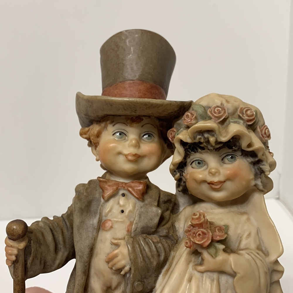 Wedding sculpture bride and groom Giuseppe Armani